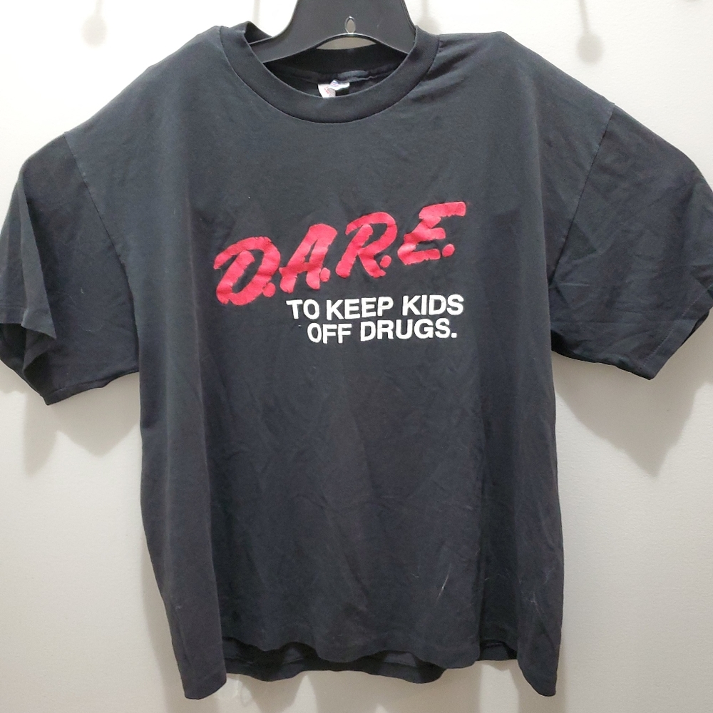 Vintage DARE to keep kids of drugs  80's XL K25